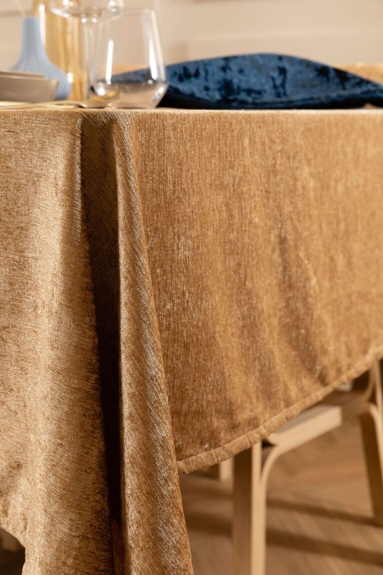 Casa Bella Gold Velvet Tablecloth - Assorted Sizes