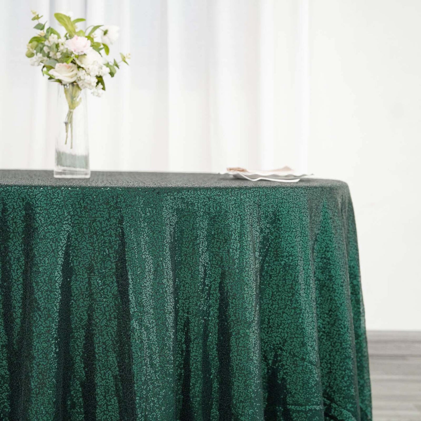 Hunter Emerald Green Seamless Premium Sequin Round Tablecloth 120"
