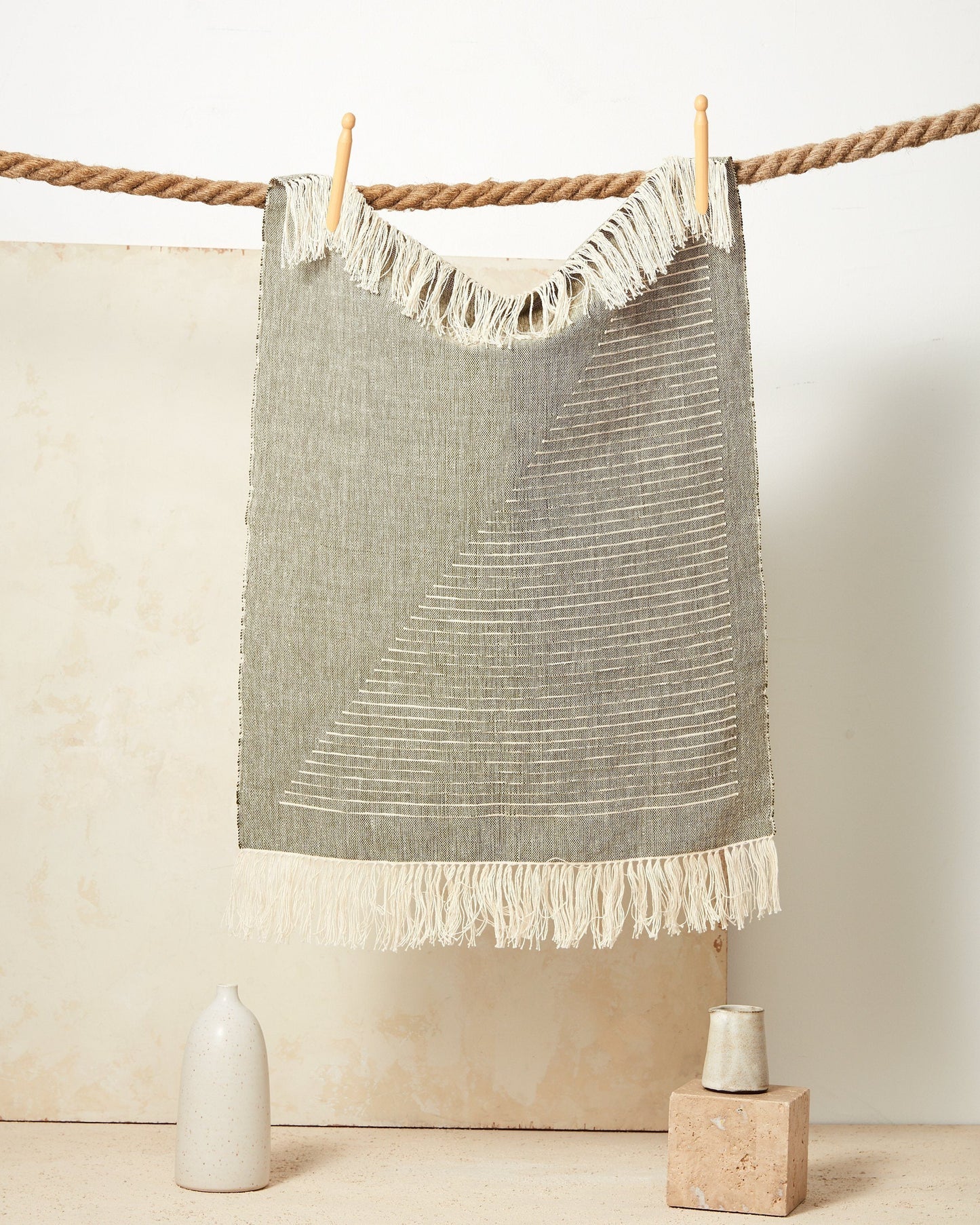 Triangle Hand / Kitchen Towel - Moss