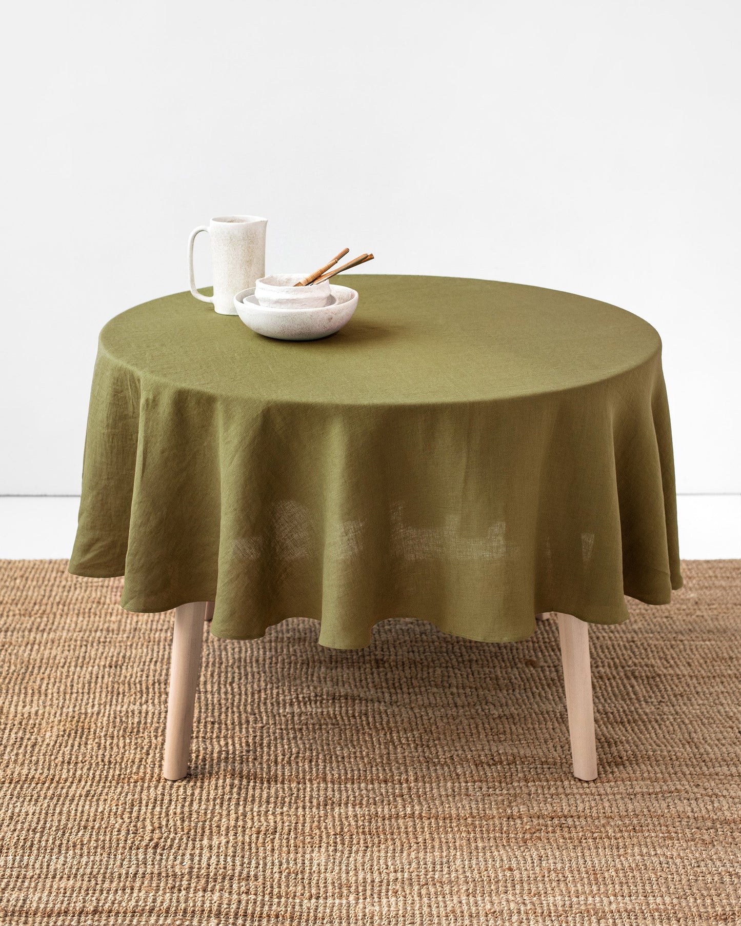 Round linen tablecloth in Olive green