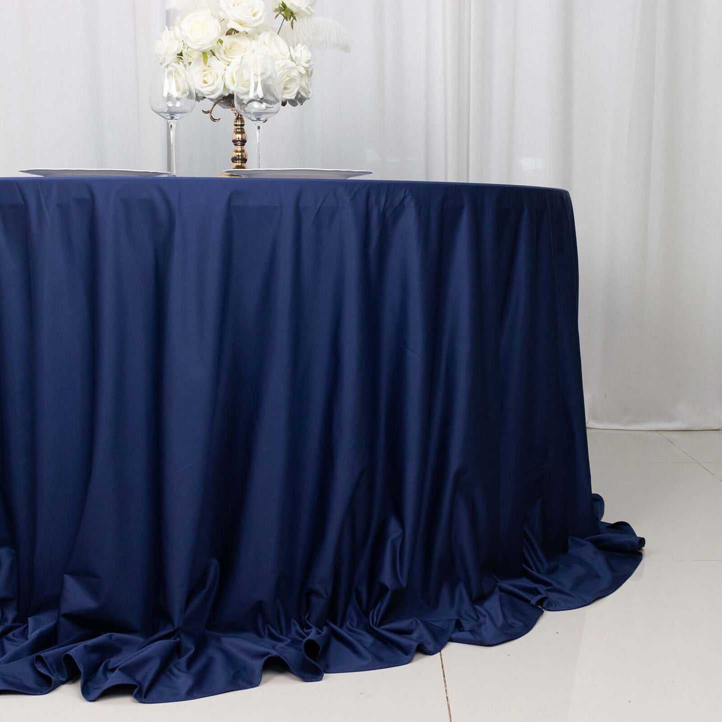 132" Navy Blue Premium Scuba Wrinkle Free Round Tablecloth, Seamless Scuba Polyester Tablecloth