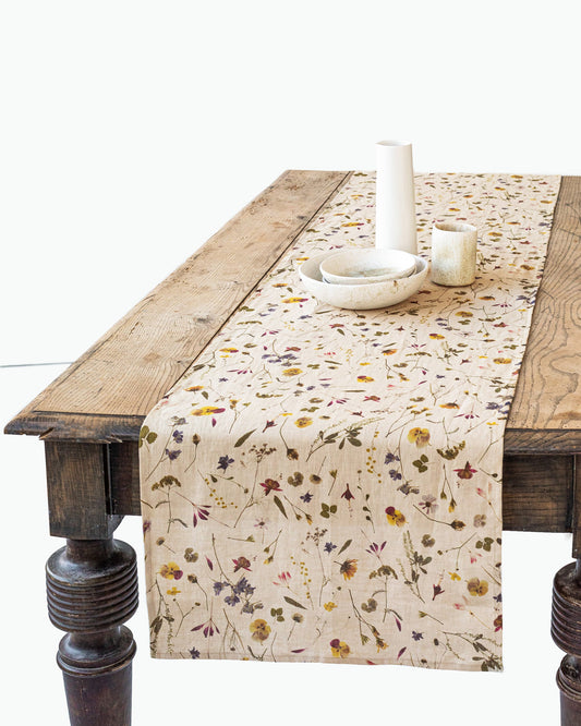Linen table runner in Botanical print