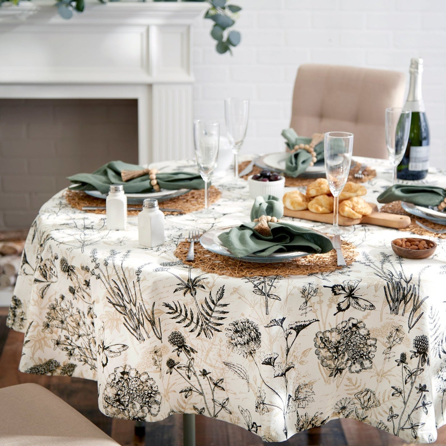 Botanical Print 70" Round Tablecloth