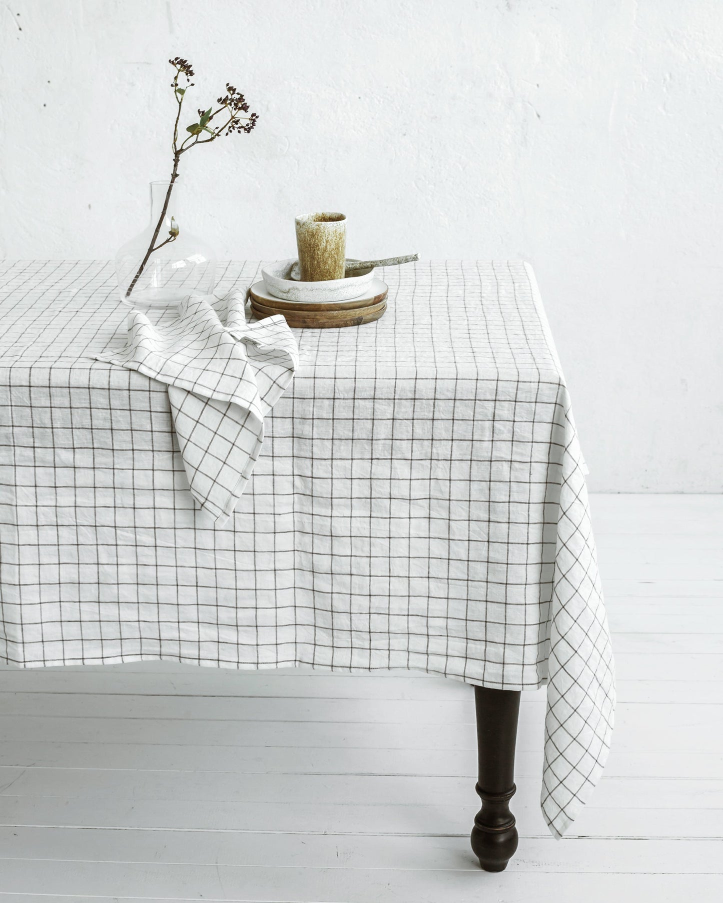 Charcoal Grid Linen tablecloth