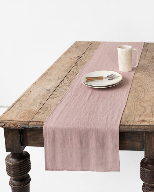 Linen table runner in Woodrose