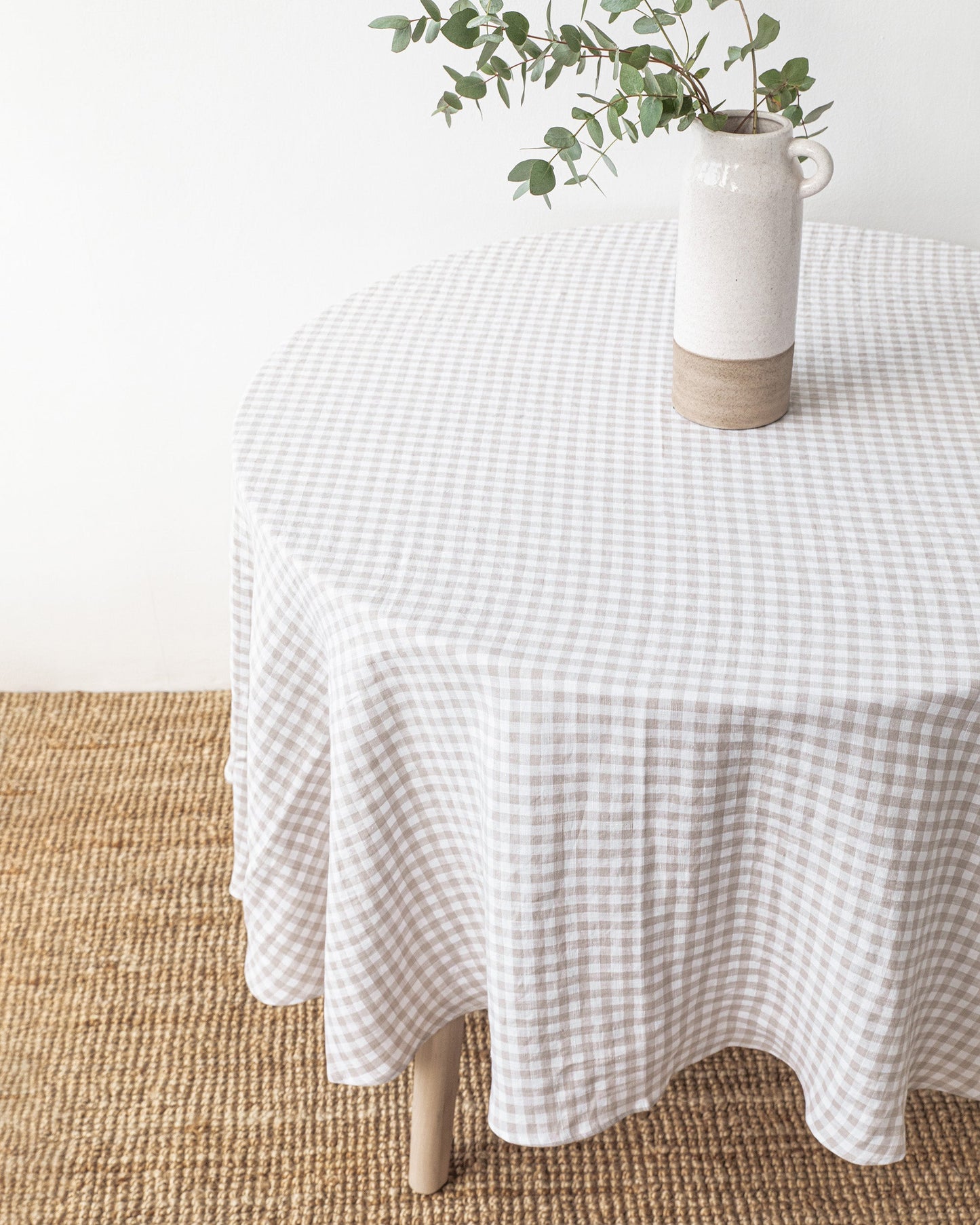 Round linen tablecloth in Natural gingham