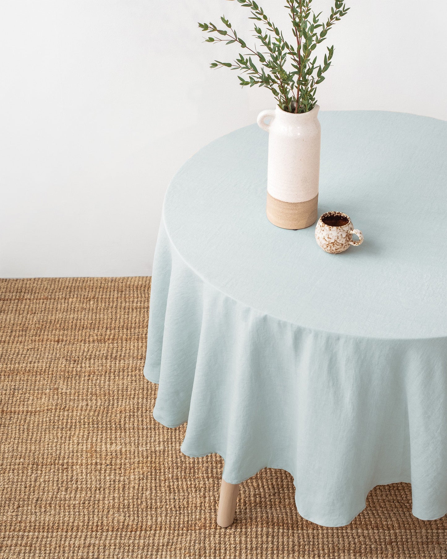Round linen tablecloth in Dusty blue